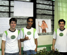 Em Maringá, evento foi uma oportunidade paras visitantes conhecerem vários trabalhos nas disciplinas, além de apresentações artísticas e esportivas.