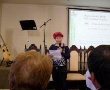 Governo assina parceria com Hospital do Câncer de Londrina, a 17ª instituição conveniada para permitir aulas a estudantes em internamento.