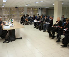 Universidades estaduais e secretarias traçam ações para reverter a queda na procura por cursos de licenciatura dirigidos à formação de professores.<br />
<br />
Veja mais fotos em: <a href=" http://www.flickr.com/photos/flavioarns/sets/72157634451188274/" target="_blank"> http://www.flickr.com/photos/flavioarns/</a>