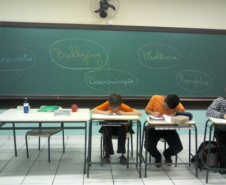 Foram feitas várias atividades como palestras, produção de textos, debates, e exposições com imagens, fotografias e vídeos.
