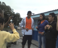 Os alunos também fizeram entrevistas com os próprios colegas do colégio para pesquisar se já sofreram ou praticaram o bullying.