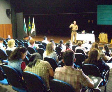 Seminário de Desenvolvimento Socioeducacional reuniu professores e pedagogos para discutir criação de Comissão Regional de Enfrentamento à Violência na região