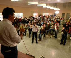 O prefeito de Imbaú, Cassemiro Pinto Martins, destacou a construção, pelo Governo do Estado, do novo prédio para a Escola Estadual Graça Di Mário. O investimento é de R$ 3 milhões. A escola atende 700 alunos. A nova estrutura terá 12 salas de aula, laboratórios de informática e de ciências, salas administrativas e de professores, quadra esportiva, banheiros, cozinha, refeitório e biblioteca.