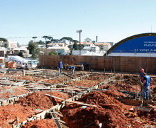 Colégio Estadual Yvone Pimentel recebe obras de reforma e ampliação. 16-07-13.  