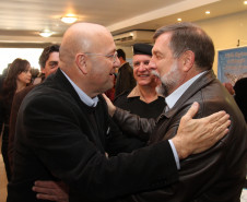 Tema foi discutido na abertura do Fórum Regional de Apoio à Formação e Qualificação Profissional, em Ponta Grossa, nesta quinta-feira (18). <br />
<br />
Veja mais fotos em: <a href=" http://www.flickr.com/photos/flavioarns/sets/72157634693340953/" target="_blank"> http://www.flickr.com/photos/flavioarns/ </a>