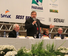 Programa Nacional de Acesso ao Ensino Técnico e Emprego (Pronatec) foi discutido em Fórum de Apoio à Formação realizado em Curitiba. <br />
<br />
Veja mais fotos em: <a href=" http://www.flickr.com/photos/flavioarns/sets/72157634778204071/" target="_blank"> http://www.flickr.com/photos/flavioarns/</a>