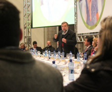 Programa Nacional de Acesso ao Ensino Técnico e Emprego (Pronatec) foi discutido em Fórum de Apoio à Formação realizado em Curitiba. <br />
<br />
Veja mais fotos em: <a href=" http://www.flickr.com/photos/flavioarns/sets/72157634778204071/" target="_blank"> http://www.flickr.com/photos/flavioarns/</a>