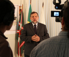 Na semana do professor, o vice-governador e secretário de Estado da Educação, Flávio Arns, em mensagem gravada, destaca a importância da valorização de todos os educadores para garantir a qualidade do ensino que está sendo ofertado nas escolas da rede pública do Paraná.