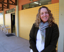 Colégio Estadual Prof. Altair da Silva Leme.  Diretora Rosane Zeni  