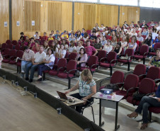 NRE Toledo recebe Saúde e Prevenção nas Escolas
