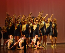 O evento contou com a participação dos alunos e professores das escolas estaduais de toda a região e foi dividido em danças folclóricas e de salão.