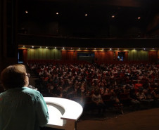O evento contou com a participação dos alunos e professores das escolas estaduais de toda a região e foi dividido em danças folclóricas e de salão.