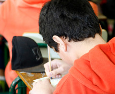 04-06-13 - Colégio Estadual Professor Lysimaco Ferreira Costa, alunos participam da 1ª fase da Olimpíada Brasileira de Matemática das Escolas Públicas (Obmep), em junho deste ano.