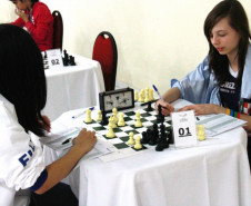 Estudantes de 12 a 14 participaram em Natal, RN, de evento que contou com disputa de 15 modalidades esportivas. 