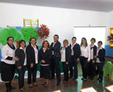 Eventos servem para definir delegação que representa o Paraná na 4ª Conferência Nacional Infantojuvenil pelo Meio Ambiente, Brasília. Atividades do NRE de Wenceslau Braz.