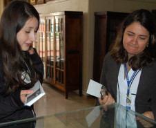 Vida e obra do professor paranaense Germano Bayer e a história do Colégio Estadual do Paraná (CEP) são apresentadas na mostra.