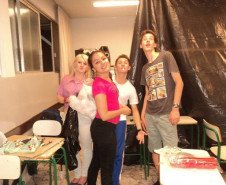 Colégio terá apresentação de musicais famosos como O Fantasma da Ópera, O Mágico de Oz, A Noviça Rebelde, Cantando na Chuva, entre outros.