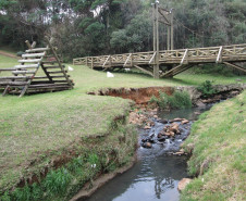 Alunos do curso Técnico em Meio Ambiente da Escola Estadual Francisco Carneiro Martins vão monitorar a qualidade da água do Arroio do Pocinho, em Guarapuava.