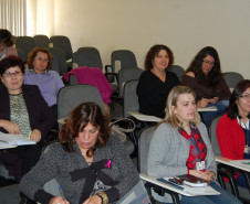 Em reunião em Curitiba, Fórum de Apoio à Formação Docente também discutiu abertura de novos polos da Universidade Aberta.