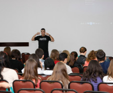 Etapa Estadual da quarta Conferência Nacional Infanto Juvenil pelo meio ambiente no hotel Caravelle. 16-10-13.  