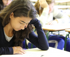 Está prevista a participação de mais de 256 mil alunos do 9º ano do ensino fundamental e do 3º ano do ensino médio nas provas do Sistema de Avaliação da Educação Básica do Paraná (Saep).