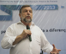 Está prevista a participação de mais de 256 mil alunos do 9º ano do ensino fundamental e do 3º ano do ensino médio nas provas do Sistema de Avaliação da Educação Básica do Paraná (Saep).