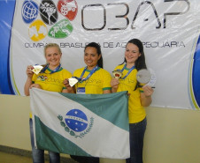 2º lugar: Ana Paula Heck Schneider, Tatiana Cristina Roque e Vanessa Larissa Manuel de Souza, orientadas pela professora Sandra Regina Fernandes Iora.