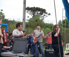 O grêmio estudantil do colégio, o F5 Atualizado, também ajudou na organização do evento. Ele trouxe para o colégio alunos de outras escolas da região para participarem da semana cultural. No encerramento da semana cultural o grêmio ainda convidou uma banda para se apresentar na escola e abriu espaço para manifestações artísticas e culturais dos alunos.