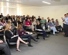 Secretário participa de seminário do Sareh