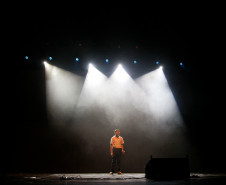 Encerramento da Caravana da Poesia no Teatro Guaíra, com show do Toquinho. 18-11-13. 
