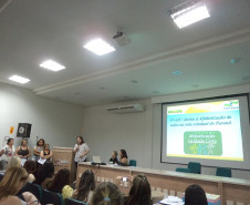 Seminário do Pacto Nacional pela Alfabetização na Idade Certa (PNAIC) está sendo realizado na Universidade Estadual de Maringá.