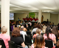 A Secretaria de Estado da Educação promove até sexta-feira (22), em Foz do Iguaçu, o Seminário Estadual de Educação de Jovens e Adultos e Alfabetização.