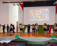 Escola Estadual Nossa Senhora de Salete, em Curitiba, promove a 2ª Mostra em Homenagem à Cultura Afro-brasileira nesta quarta-feira (20).