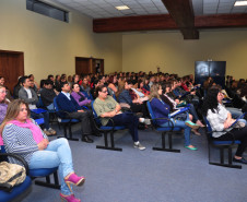 Simpósio de Biologia é aberto em Curitiba
