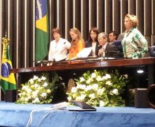 Estudante de 15 anos foi a 3ª colocada no concurso Jovem Senador. Sugestões da paranaense podem ser convertidas em projetos de lei.