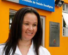 Cursos técnicos da Rede Estadual, na foto a aluna e estagiaria de enfermagem Danubia Carla Nascimento. 27-11-13.