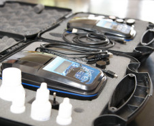 CEEP Curitiba - Centro Estadual de Educação Profissional de Curitiba, novos equipamentos para os laboratórios. 26-11-13.