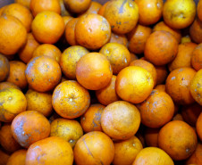 Apae de Coronel Vivida recebe alimentos da agrigultura familiar. 28-08-13.