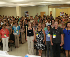 Encontro Estadual de Alfabetização e Educação de Jovens e Adultos (EJA) reúne os 399 secretários municipais de Educação do Paraná. <br />
<br />
Veja mais fotos em: <a href=" http://www.flickr.com/photos/flavioarns/sets/72157638340611965/page2/" target="_blank"> http://www.flickr.com/photos/flavioarns </a>
