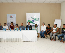 Representantes da etnia indígena xetá estão reunidos em Curitiba para debater educação, saúde e a demarcação de terras indígenas no estado. 10-12-13. Foto: Hedeson Alves