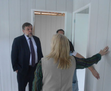Casa foi construída em parceria entre a Cohapar, Secretaria da Educação e empresas parceiras no projeto, e ficou pronta em apenas quatro dias.
