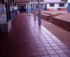 Colégio Estadual Jardim Santa Felicidade.