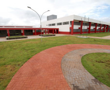 Na cidade de Terra Roxa, o novo Ceep vai iniciar o ano letivo com os cursos técnicos em recursos humanos e vendas, na modalidade subsequente, para aqueles alunos que já terminaram o ensino médio. Também será ofertado o curso técnico em vestuário, na modalidade integrada ao ensino médio.