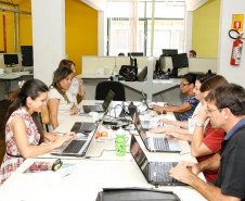 Iniciativa permitiu que comunidade escolar esclarecesse dúvidas sobre atividades desenvolvidas nas escolas da rede estadual. 06-02-14.