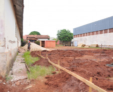 Os longos anos de espera dos alunos e professores da Escola Estadual Humberto Alencar Castelo Branco, no município de Guairaçá, no Noroeste, chegaram ao fim. Na próxima semana começam as obras de revitalização e ampliação da escola, que atenderá 840 alunos, o dobro da capacidade atual.