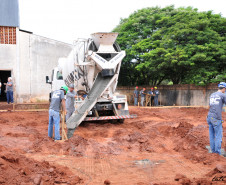 Os longos anos de espera dos alunos e professores da Escola Estadual Humberto Alencar Castelo Branco, no município de Guairaçá, no Noroeste, chegaram ao fim. Na próxima semana começam as obras de revitalização e ampliação da escola, que atenderá 840 alunos, o dobro da capacidade atual.