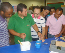 Colégio Estadual Polivalente de Londrina recebeu novos equipamentos, maquinários, mobiliários e livros para os cursos da educação profissional.
