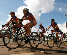 Equipe de ciclismo do Colégio Estadual Souza Naves. 10-03-14.