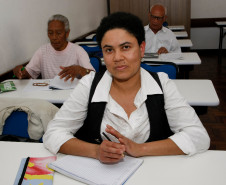 Paraná Alfabetizado, alunos em sala de aula, na foto Maria Alciene Bernardo Santos de 35 anos. 31-07-13.