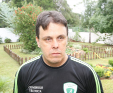 Colégio Estadual Vila Nova em Prudentópolis, na foto o diretor Luiz Romualdo. 14-03-14. 